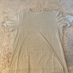 Men’s Lululemon striped tan t-shirt size medium